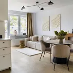Warsaw Concierge Waszyngton